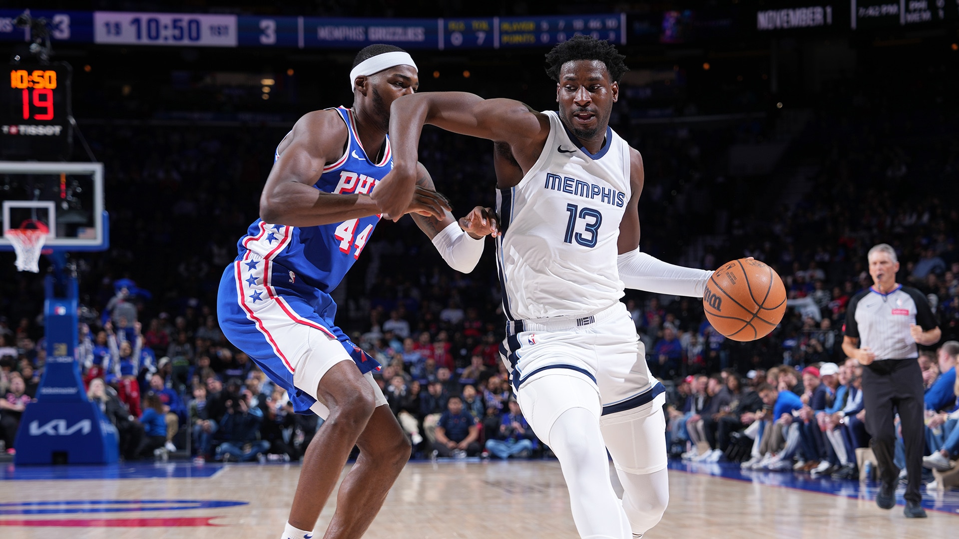 九游体育官网-莎拉波娃尴尬露图片